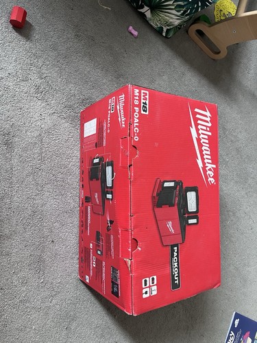 Milwaukee packout m18 light - m18,