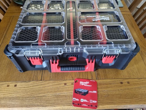 Milwaukee packout deep - milwaukee,