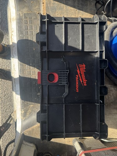 Milwaukee packout tool - tool, box