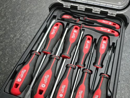 Milwaukee tri lobe screwdriver - milwaukee, tri-lobe